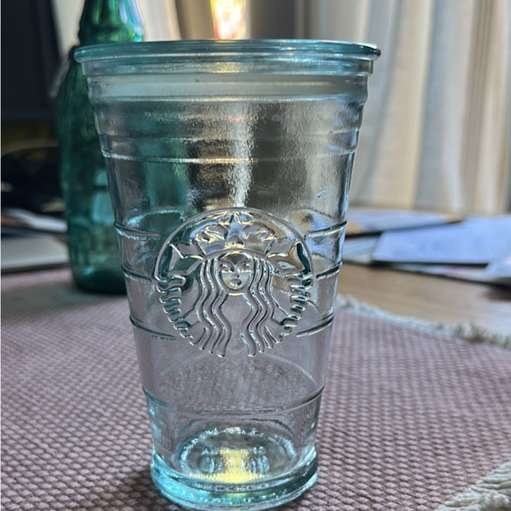 NEW Starbucks 16 oz Glass Cold Drink Tumbler – Made in Spain – Collectible Cup